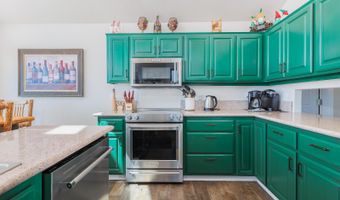 461 S Home Ct, Rockaway Beach, OR 97136