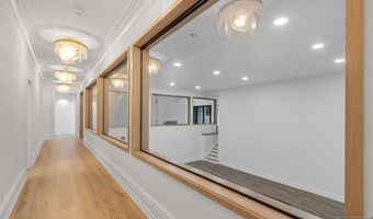 19 Rio Vista Dr, Alpine, NJ 07620