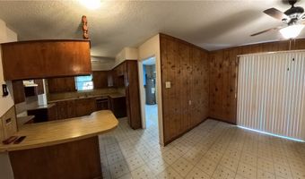 257 N 9th St, Aransas Pass, TX 78336