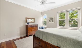 341 Thames St 209 S, Bristol, RI 02809