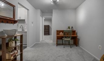 878 COLLEGE Pkwy #103, Rockville, MD 20850
