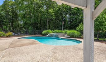 38 Miss Fry Dr, East Greenwich, RI 02818