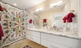 121 W Kingsley 502, Ann Arbor, MI 48103