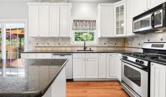 16 Bowers Dr, Allamuchy Twp., NJ 07840