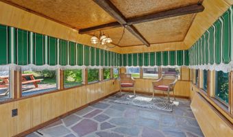 42 Edson St, Amsterdam, NY 12010