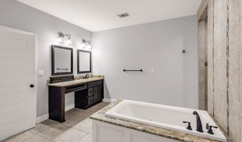 709 Champagne Dr, Biloxi, MS 39532