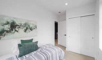 235 ASCOT Pl NE, Washington, DC 20002