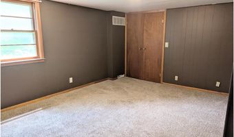 202 North Ln, Albert Lea, MN 56007