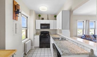 400 Deal Lake Dr 7H, Asbury Park, NJ 07712