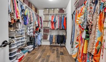 1812 Lynx Ln, Altus, OK 73521