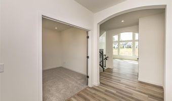 6730 Snowy Owl Ln, Affton, MO 63123