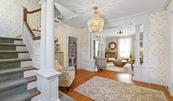 23 Chapel St, Augusta, ME 04330
