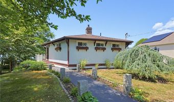213 Seaside Dr, Jamestown, RI 02835