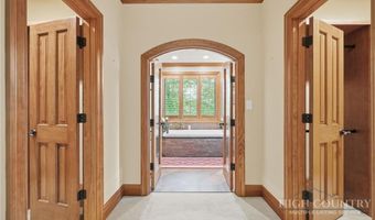 39 Crestview Ln, Banner Elk, NC 28604