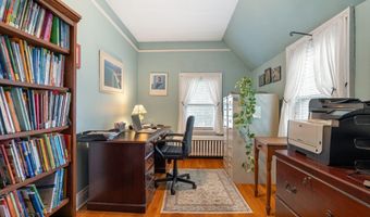 109 S Lake Ave, Albany, NY 12208
