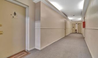 4028 Ledgewood Dr, Cincinnati, OH 45229