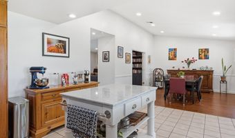5731 Rainbow Hill Rd, Agoura Hills, CA 91301