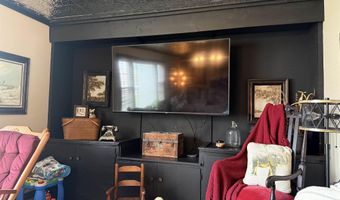 256 W Hoosier St, Berne, IN 46711