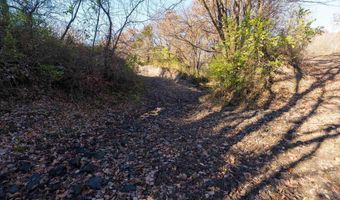 576 Th Ave, Albia, IA 52531