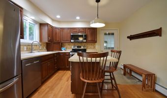 54 Faith St, Burlington, VT 05408
