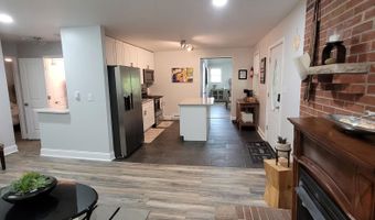 7 Holiday Ct, Albrightsville, PA 18210
