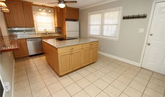 819 James St, Apex, NC 27502