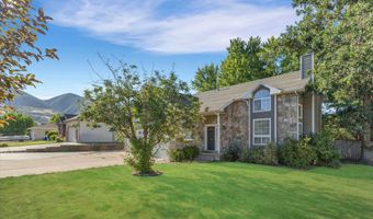 433 W CHASE Ln N, Centerville, UT 84014