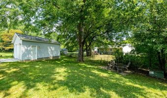 12 W Eden Ct, Ann Arbor, MI 48108