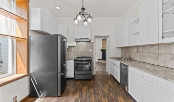 616 E 8th St, Alton, IL 62002