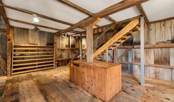 697 County Road 1302, Ashland, OH 44805