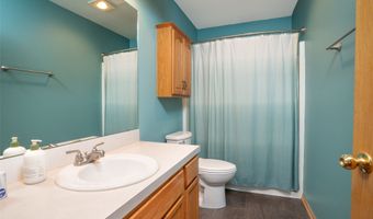1113 9th Ave SE, Altoona, IA 50009