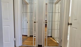 39 Nob Hill Cir B, Bridgeport, CT 06610