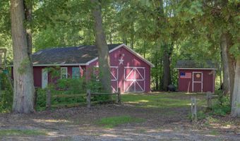 16 Macomber Pt, Alburgh, VT 05440
