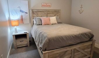 580 Linden Dr 208, Arnolds Park, IA 51331