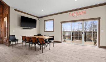 11689 E Laketowne Dr, Albertville, MN 55301