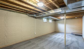 3208 SW Olde Ivy Cir, Ankeny, IA 50023