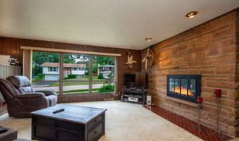 874 Hillandale Dr, Antioch, IL 60002