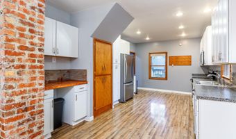 1236 Orchard Dr, Ames, IA 50010