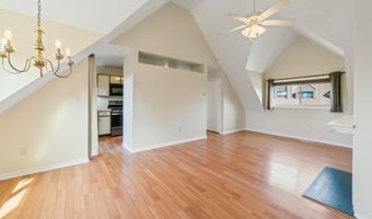 72 Montoya Dr 72, Branford, CT 06405