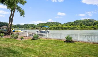 843 Nautilus Trl, Aurora, OH 44202