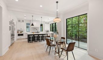 112 N HIGHLAND St, Arlington, VA 22201