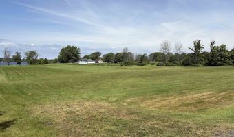 54 Line Rd, Alburgh, VT 05440