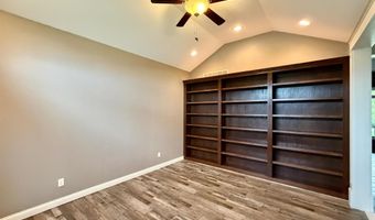 2702 Country Oaks Dr, Atlantic, IA 50022