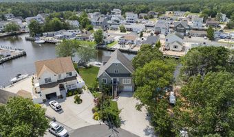 65 N Island Rd, Bayville, NJ 08721