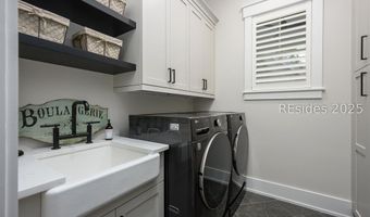 74 Hunting Lodge Rd, Bluffton, SC 29910