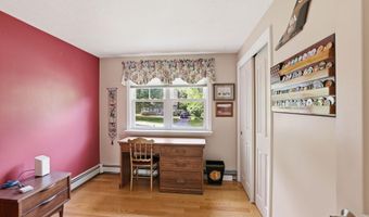 17 Briggs Ave, Bourne, MA 02532
