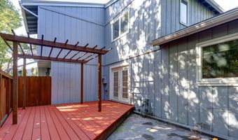 2215 Sunburst Cir, Anchorage, AK 99501