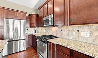 3401 Red Fox Rd, Ames, IA 50014