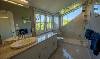 1448 Mohegan Trl, Block Island, RI 02807