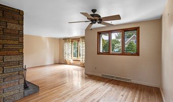 4 Butterworth Rd, Beverly, MA 01915